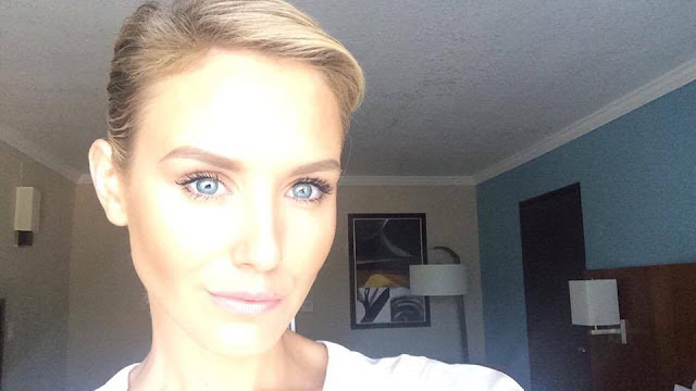 Nicky Whelan Dp Profile Pics