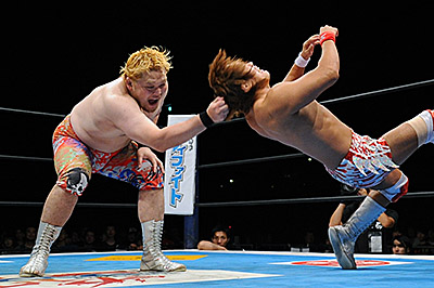 파일:external/img.njpw.jp/result_6371.jpg