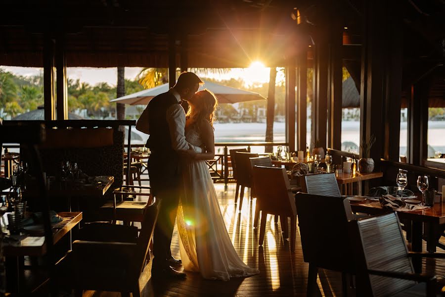 Fotógrafo de casamento Nastya Shugina (mauritiusphotog). Foto de 11 de outubro 2022