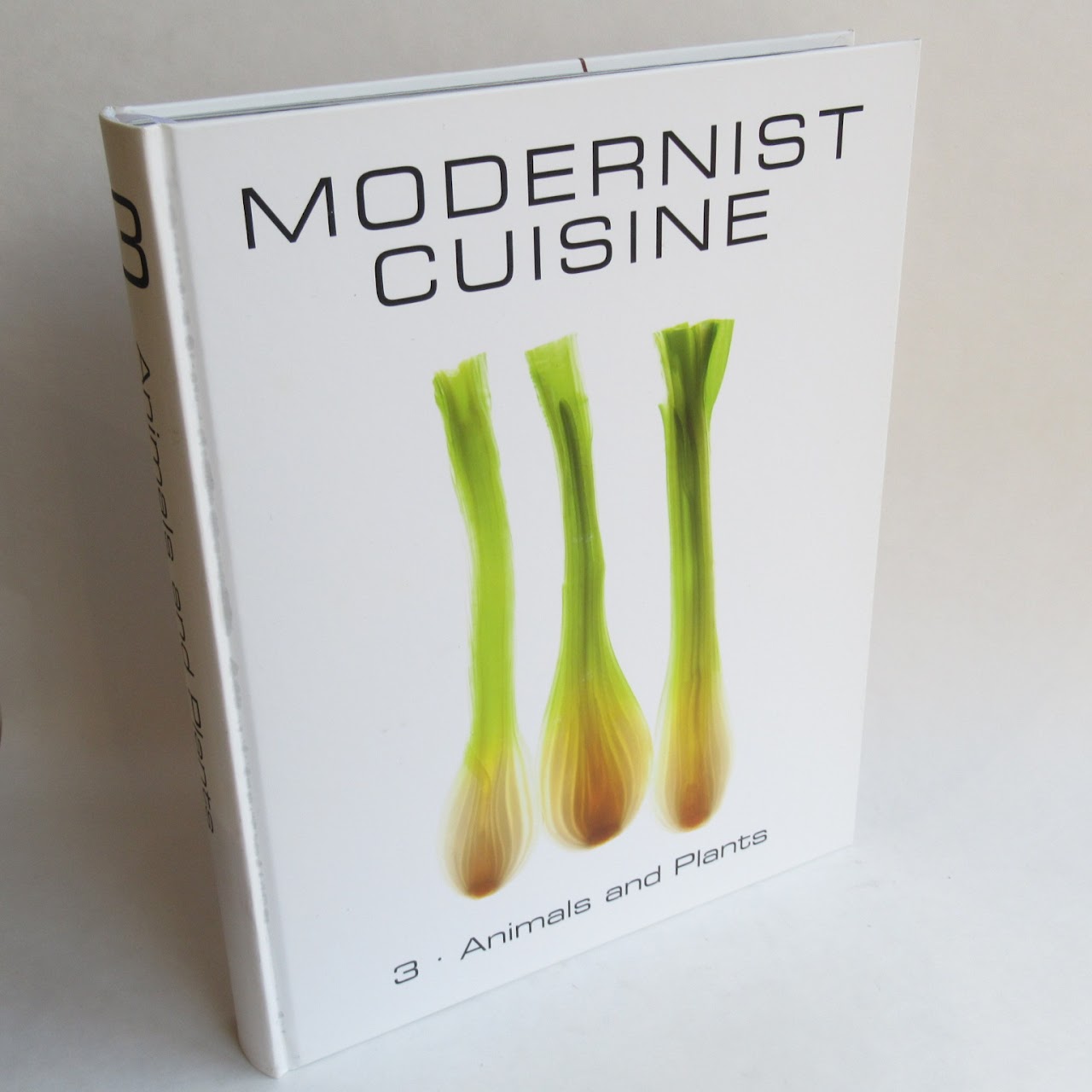 Modernist Cuisine: The Art and Science of Cooking Book