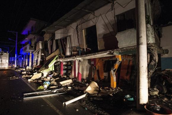 TERREMOTO NO EQUADOR