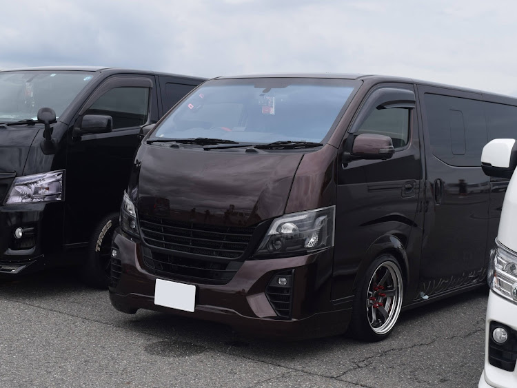 NV350キャラバンのSBM大阪・集合写真の全台紹介に関するカスタム事例の投稿画像26枚目