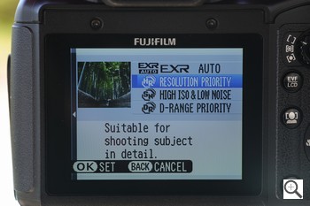 Fujifilm FinePix S200EXR