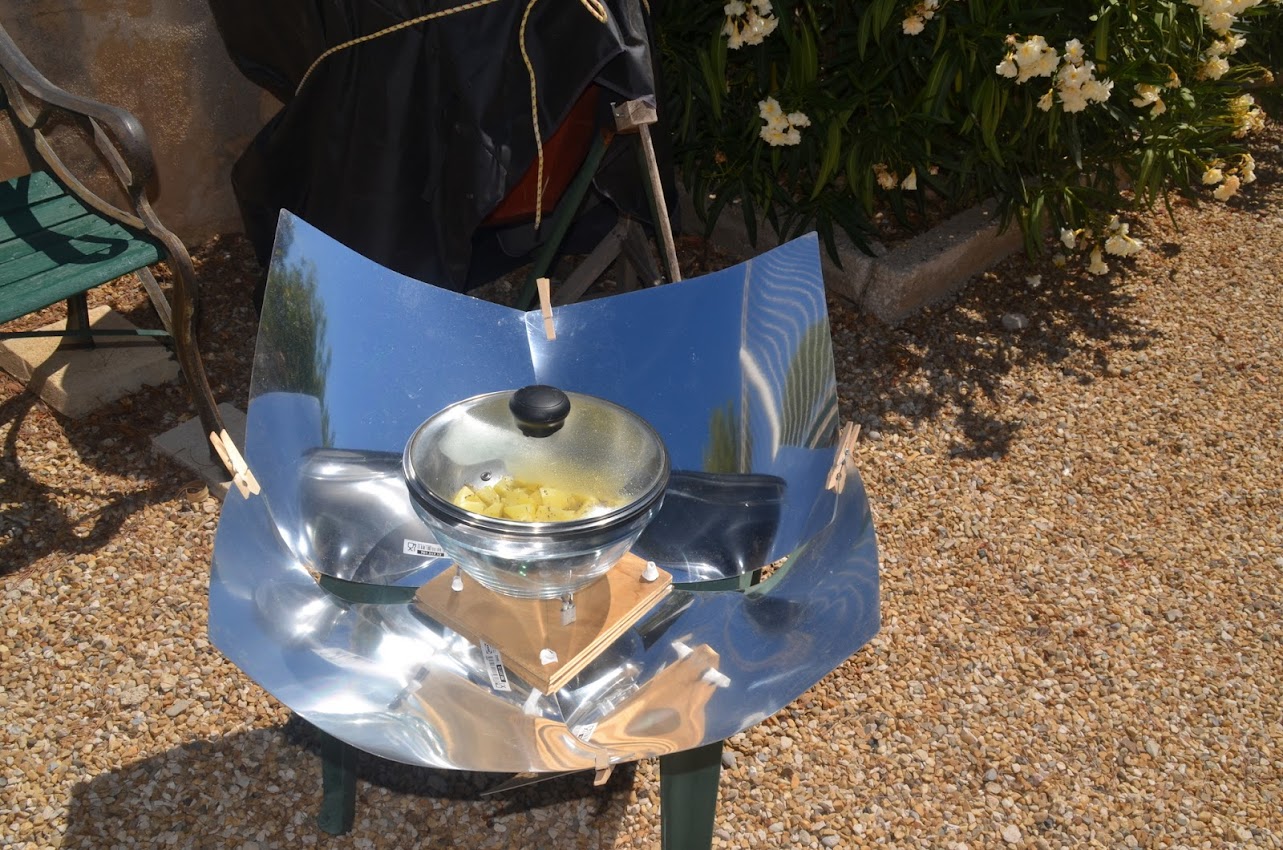 cuisson avec le Copenhagen solar cooker DSC_0001-008