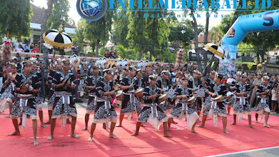 Lomba Baleganjur HUT ke 420 Kota Singaraja Pukau Ribuan Penonton