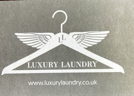 Luxury Laundry logo