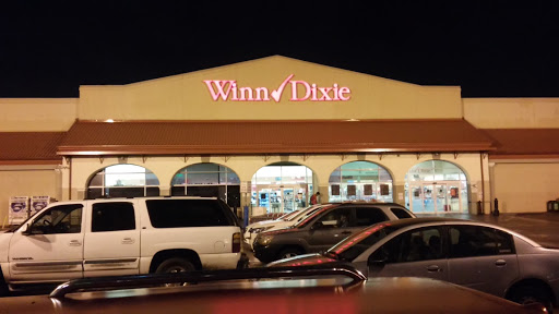 Grocery Store «Winn-Dixie», reviews and photos, 5400 Tchoupitoulas St, New Orleans, LA 70115, USA