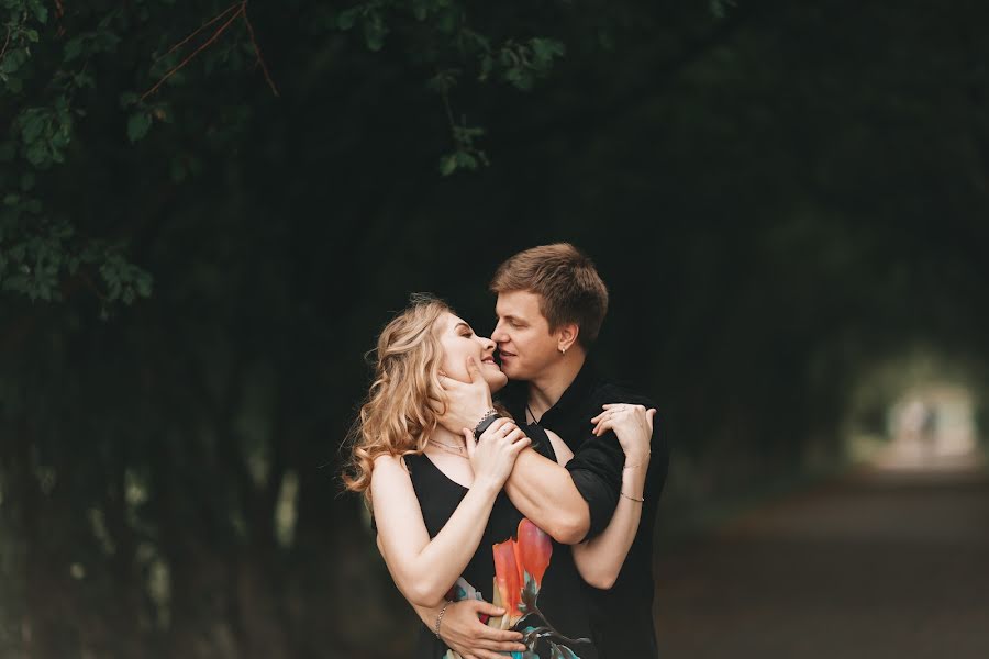 Fotógrafo de casamento Aleksandr Chemakin (alexzz). Foto de 29 de julho 2019