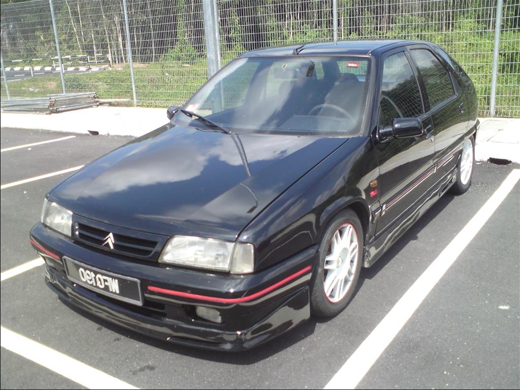 CITROEN ZX VOLCANE SUPER BLACK