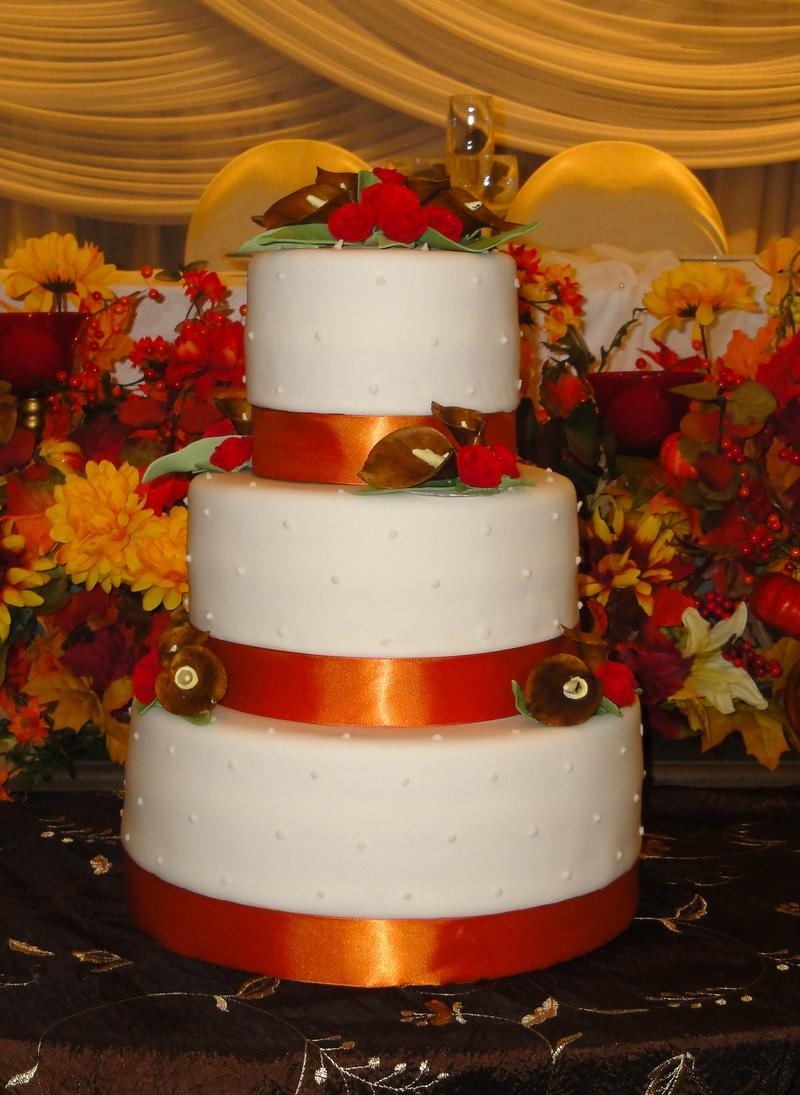 Fall Theme Wedding Cake