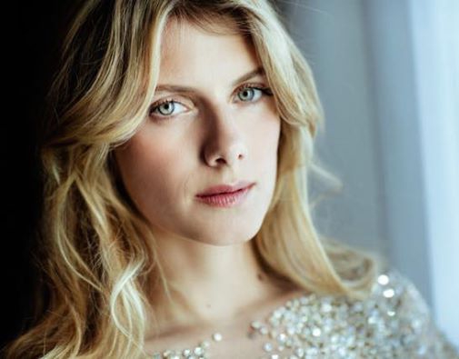 Melanie Laurent Dp Profile Pics