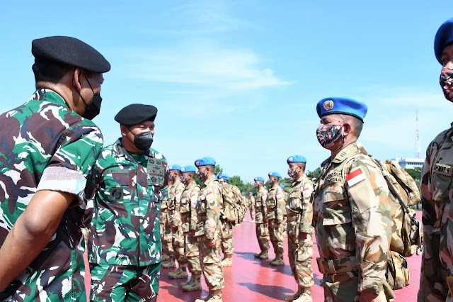 TNI Berangkatkan Satgas Kompi Zeni TNI Konga XX-S/MONUSCO ke Kongo 