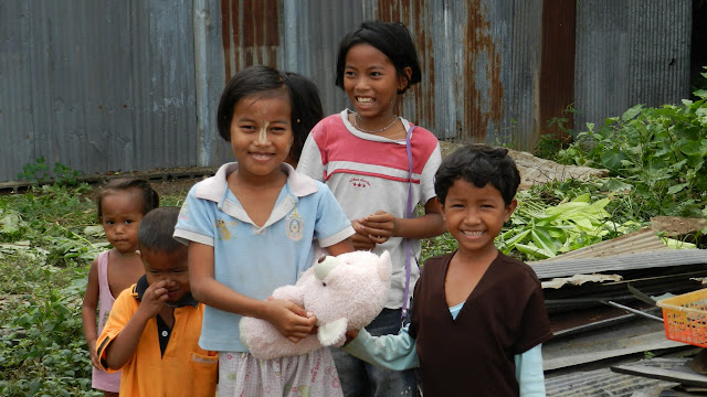 Blog de voyage-en-famille : Voyages en famille, Kanchanaburi : sa campagne, ses temples