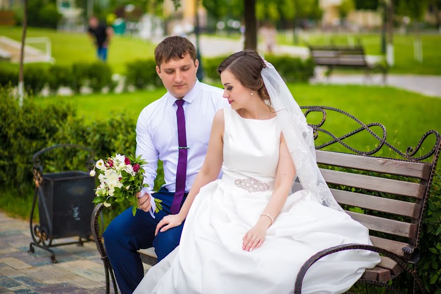 Wedding photographer Lyubov Ilyukhina (astinfinity). Photo of 1 August 2016