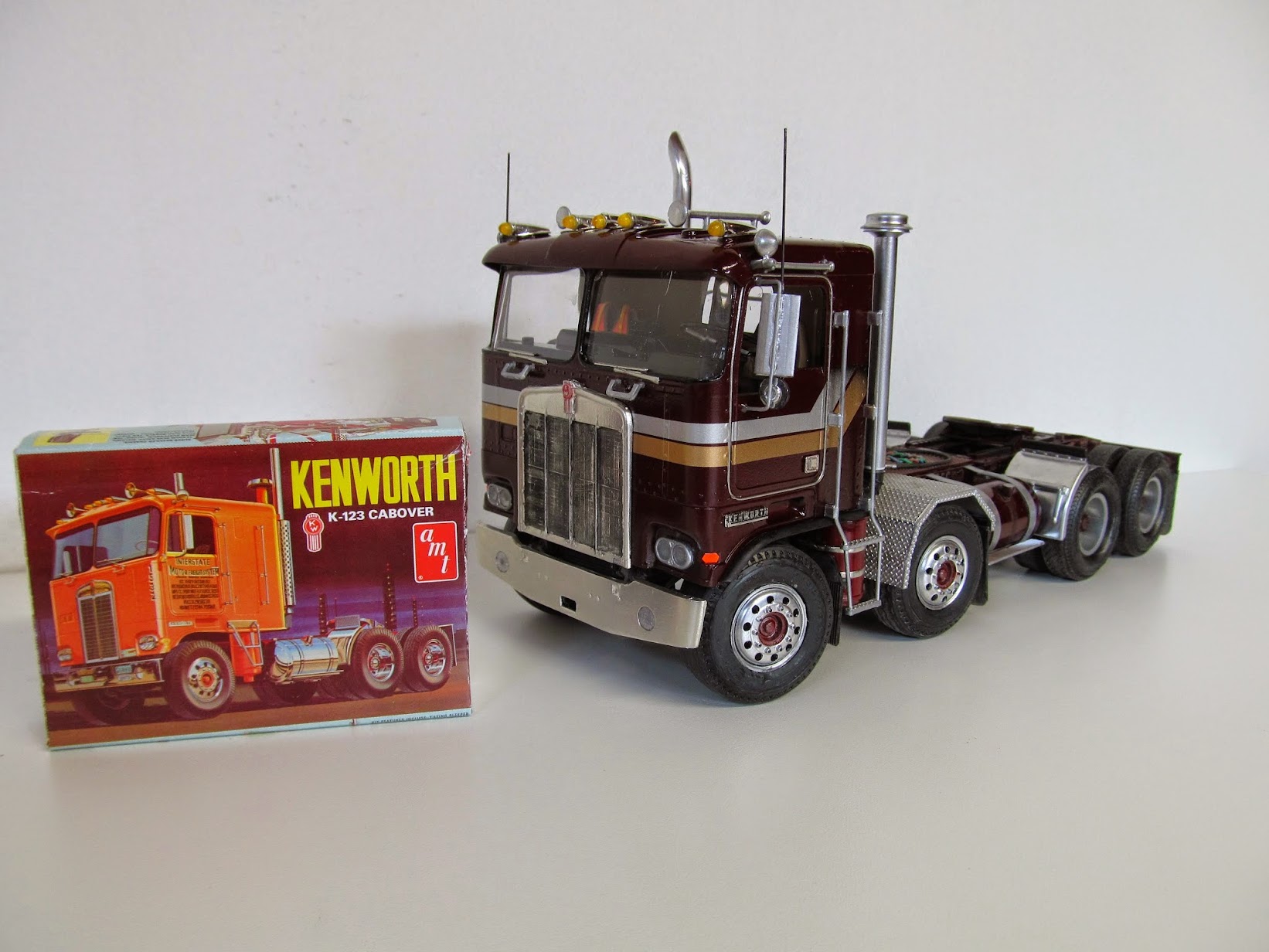 Kenworth K123  daycab twin steer tractor IMG_0848