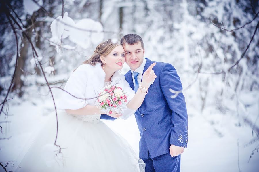 Photographe de mariage Olga Kharskaya (bezga767). Photo du 11 janvier 2016