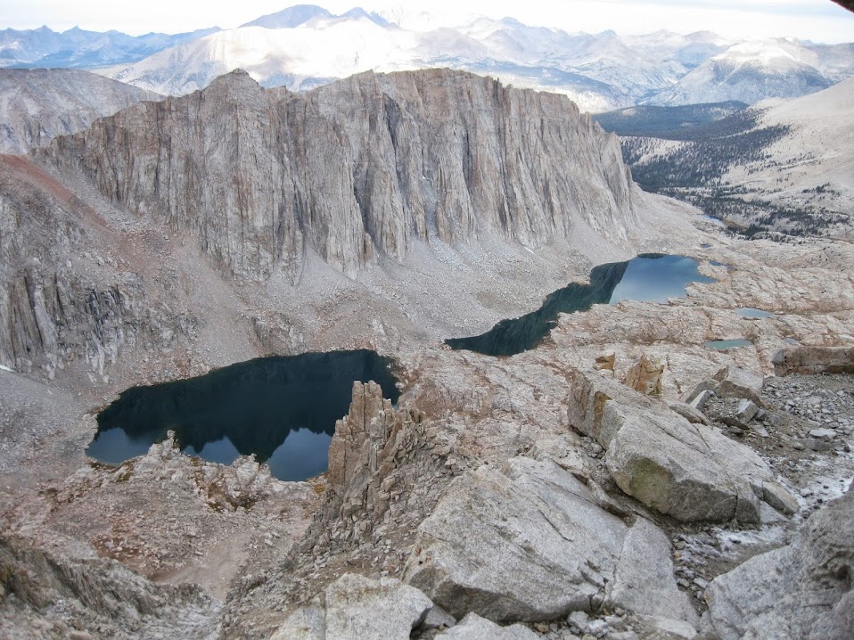 我們登上了惠特尼山（Mt <wbr>Whitney）