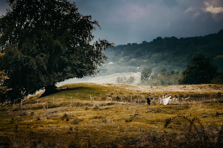 Fotografer pernikahan Florian Raducu (raducuflorian). Foto tanggal 13 Oktober 2022