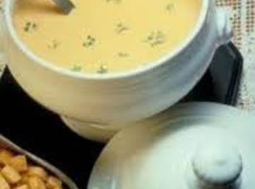 Grandma's Broccoli & Cheese Soup