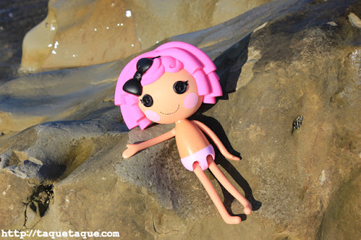 mi Lalaloopsy Crumbs Sugar Cookie en la playa (Estepona - Málaga)