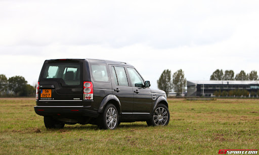 road-test-2012-land-rover-discovery-4-hse-luxury-pack-014