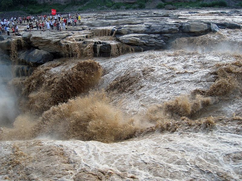 hukou-waterfall-5