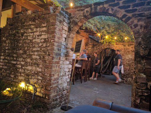 Pub «Blind Tiger Pub», reviews and photos, 36-38 Broad St, Charleston, SC 29401, USA