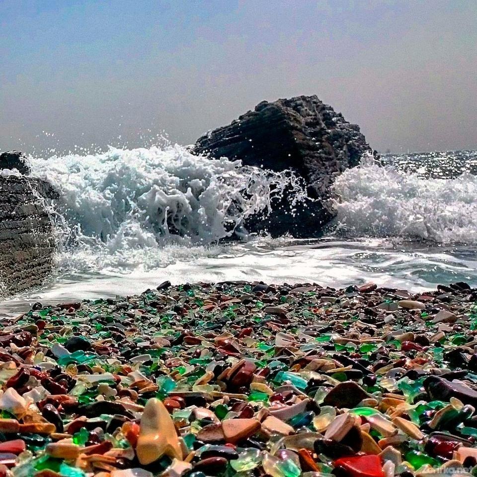 glass-beach-ussuri-bay-4