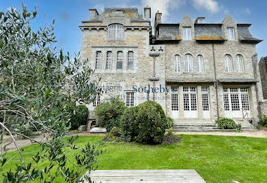 Villa en bord de mer avec jardin 11