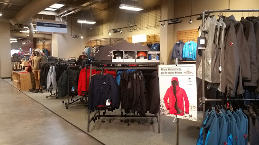 Camping Store «REI», reviews and photos, 4291 The Cir At N Hills St, Raleigh, NC 27609, USA