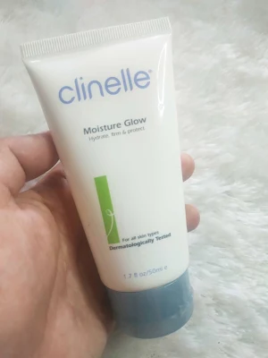 kemasan clinelle moisture glow