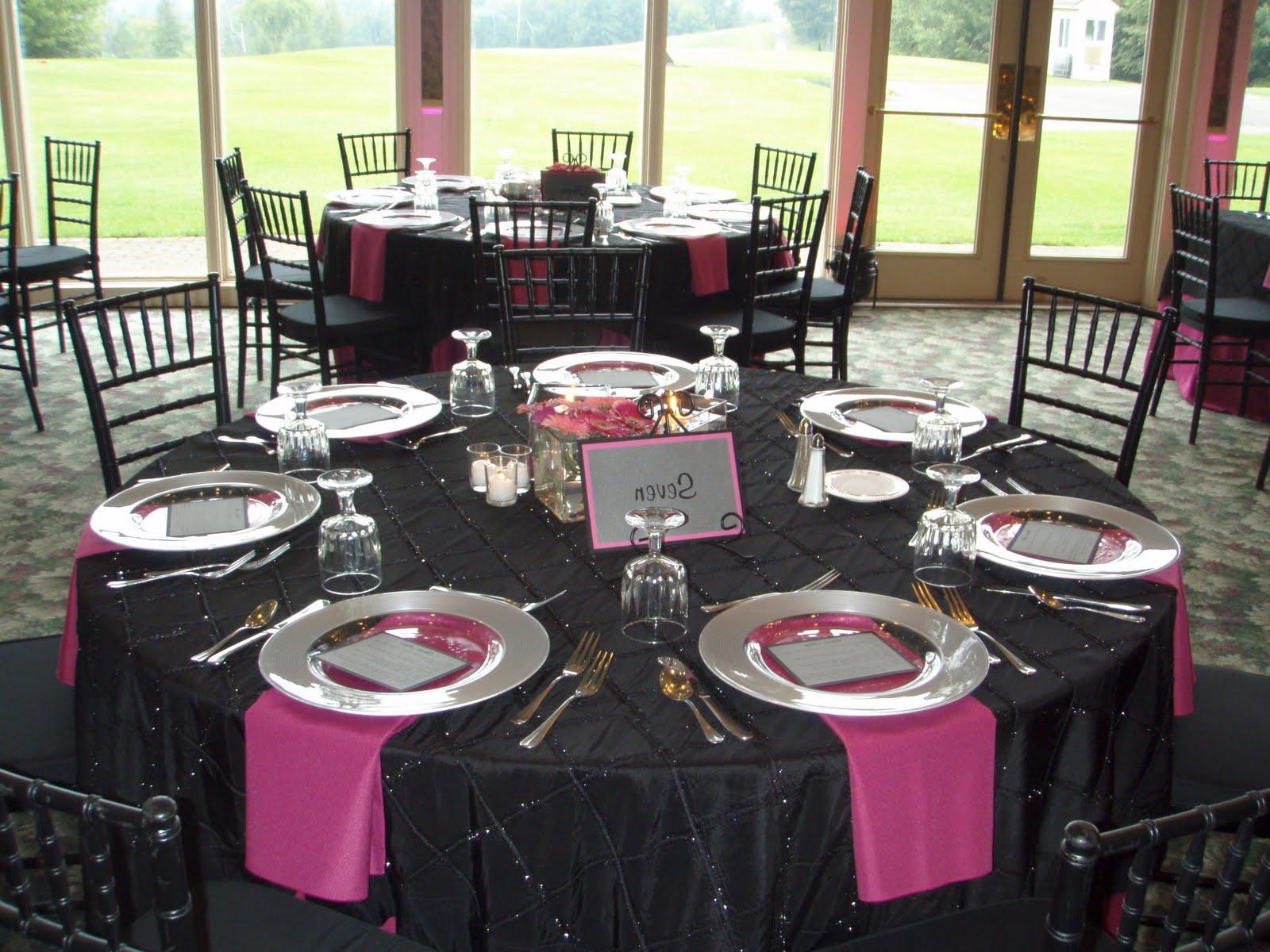 wedding centerpieces black and