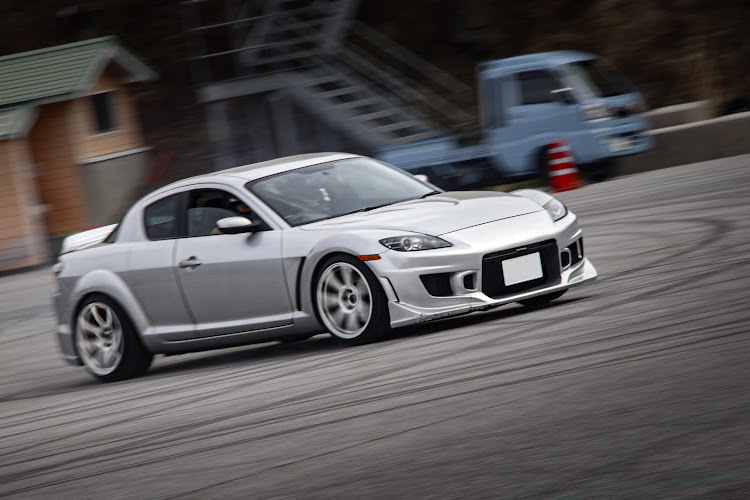 RX-8のAkaringoworks・ジムカーナに関するカスタム事例の投稿画像1枚目