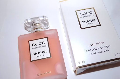 Fragrance Review: Chanel – Coco Mademoiselle L'Eau Privée – A Tea