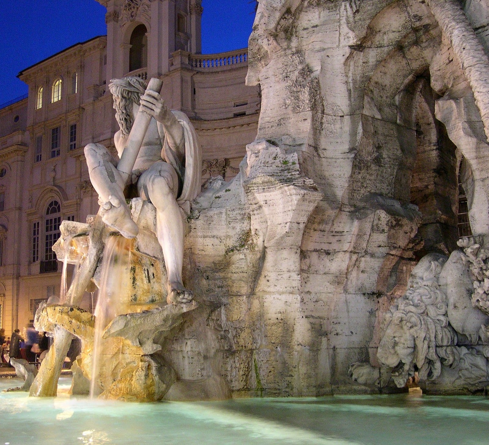 Álbumes 101+ Imagen De Fondo Donde Comer En Roma Cerca De La Fontana De ...