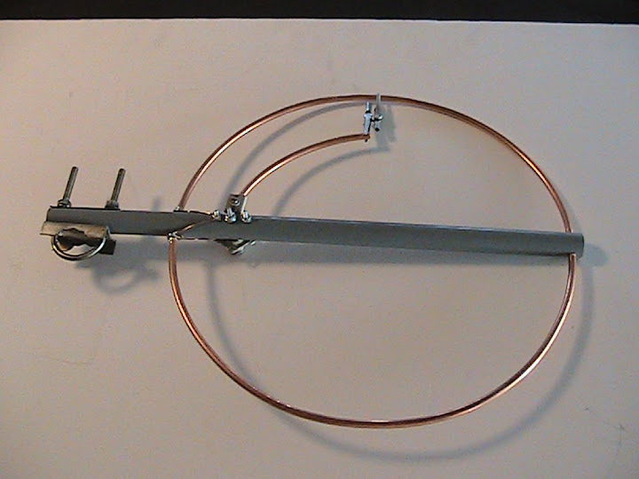 144
                    MHz Halo Antenna