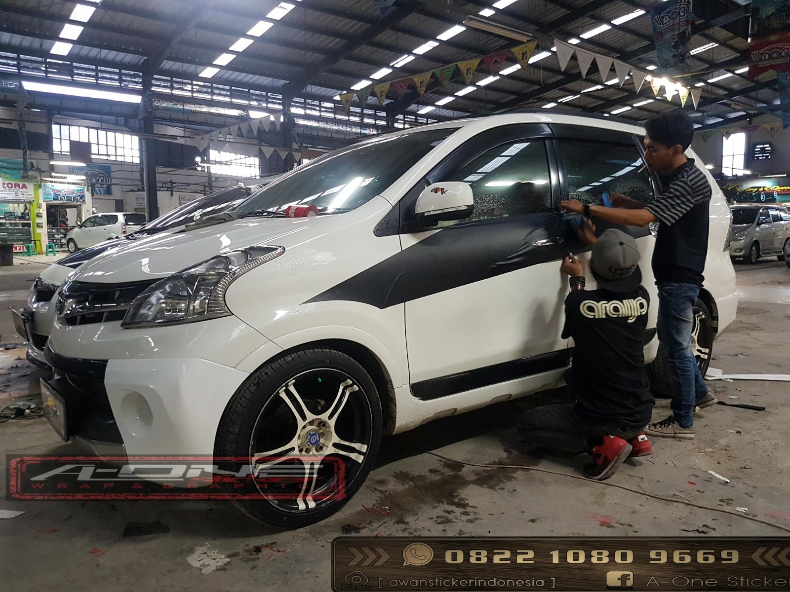 Cutting Sticker Mobil Modifikasi Sticker Depok Jakarta Bogor Avanza Sticker Modifikasi Livery