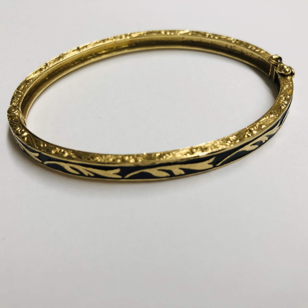 14K Gold and Enamel Hinged Bangle