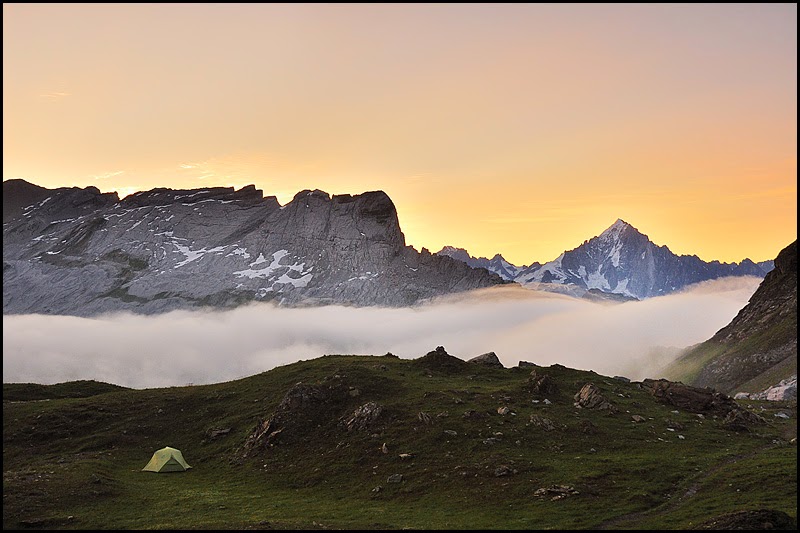 Entre lapiaz et nuages DSC_8974%2520raw-cadre