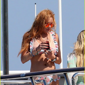 lindsay-lohan-bikini-pregnancy-rumors-36.jpg