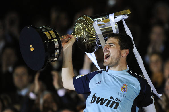 파일:external/www4.pictures.zimbio.com/Iker%2BCasilla%2BReal%2BMadrid%2Bv%2BBarcelona%2BCopa%2BxOIQMUYj3XAl.jpg