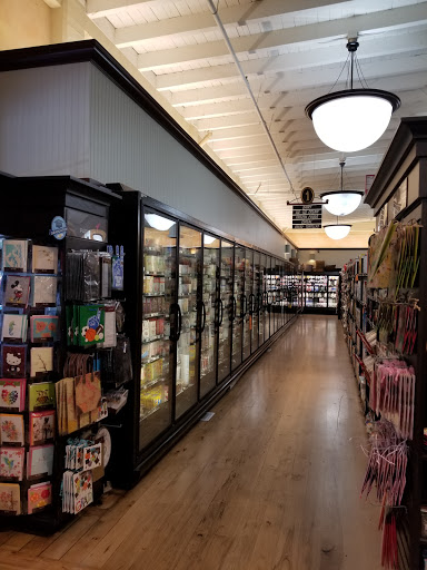 Grocery Store «Roberts Market & Liquor», reviews and photos, 3015 Woodside Rd, Redwood City, CA 94062, USA