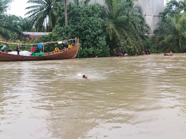 Sampan Terbalik, Warga Tanjungberingin Sergai Hanyut Terbawa Arus Sungai Bedagai