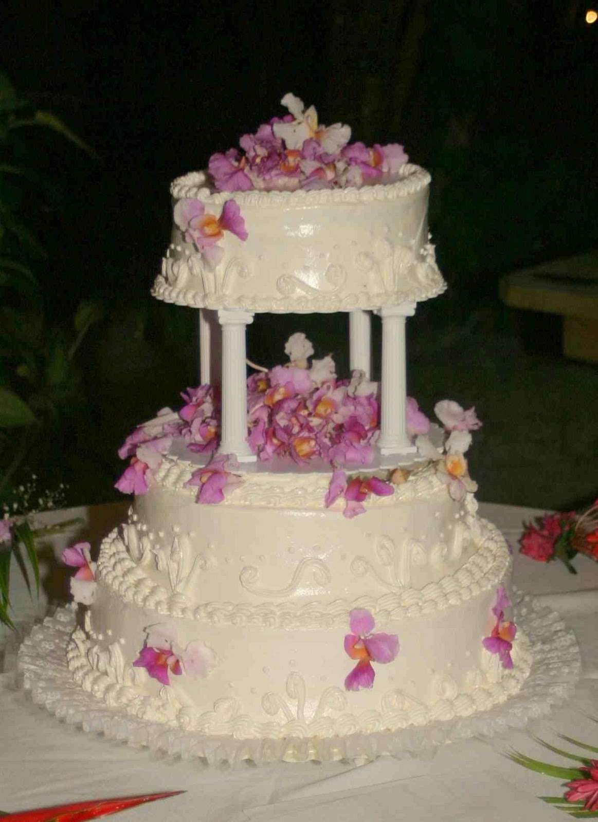 -blue-wedding-cake