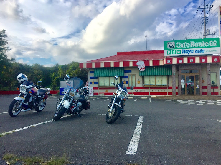 その他のドライブ・ちょいツー・CB1000SF・ドラッグスタークラシック・ロイズカフェに関するカスタム事例の投稿画像4枚目