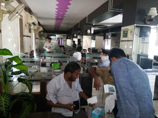 Tulasi Restaurant, GJ SH 119, Friends Society, Surendranagar, Dhrangadhra, Gujarat 363310, India, Vegetarian_Restaurant, state GJ