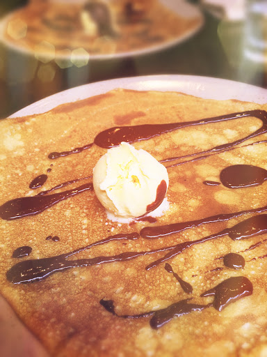 カフェ クレｰプリｰル コントワｰル