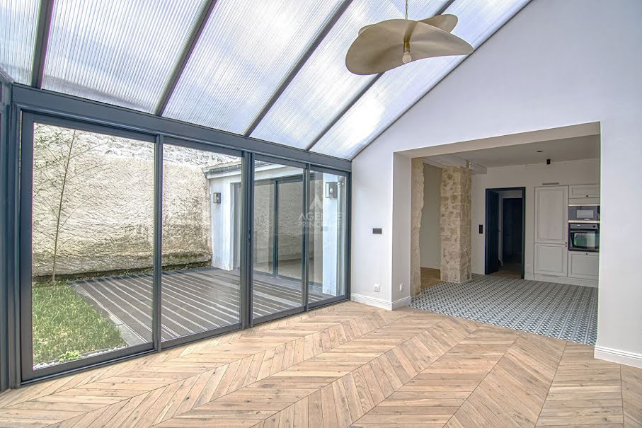 Vente maison 9 pièces 200 m² à Saint-Germain-en-Laye (78100), 2 490 000 €