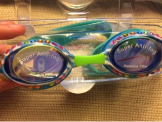 Living a Fit and Full Life: Swim in Style with Bling2o Goggles!