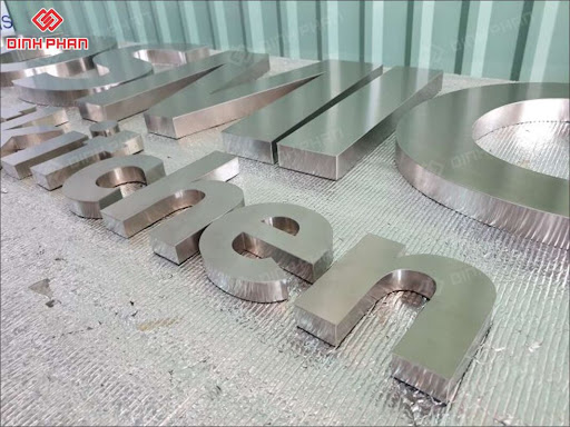 Chữ inox trắng gương